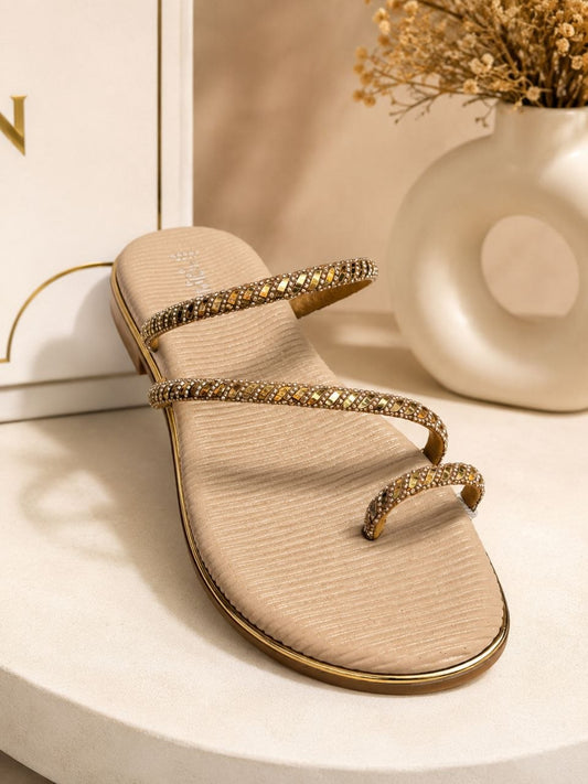 Golden fency slippers 💛