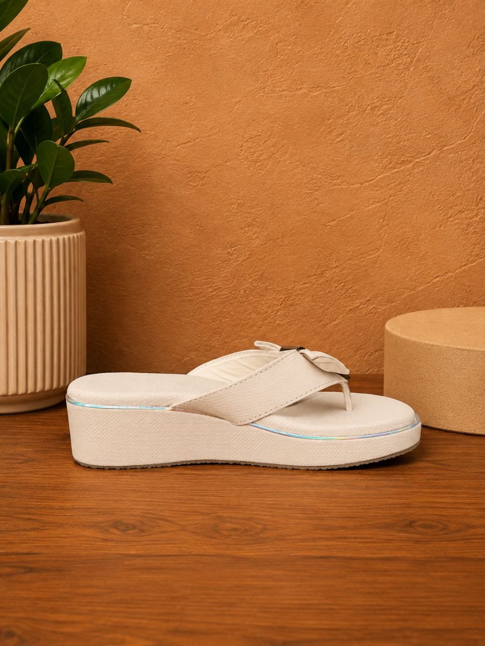 White Bow Detail Comfort high heels slipper