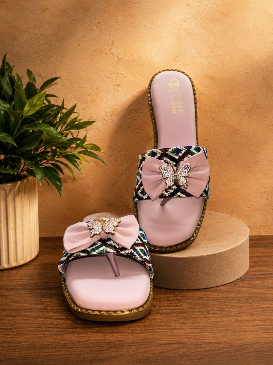 Pink Butterfly Bow Patterned Flat Slippers